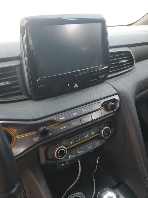 Used 2020 Hyundai Veloster Turbo R-Spec image 12