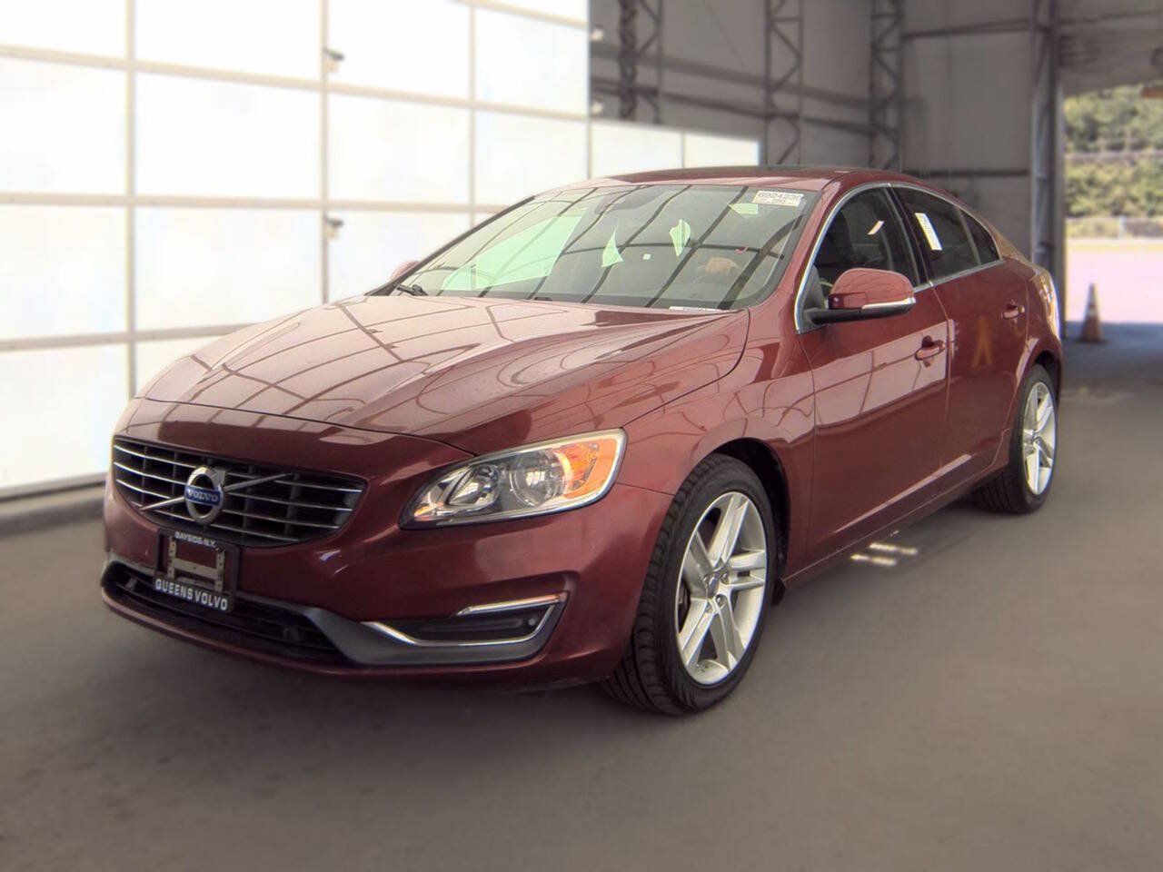 Used 2014 Volvo S60 T5 w/ Climate Package FWD image 1