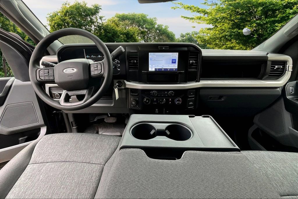 New 2026 Ford F250 XL image 5