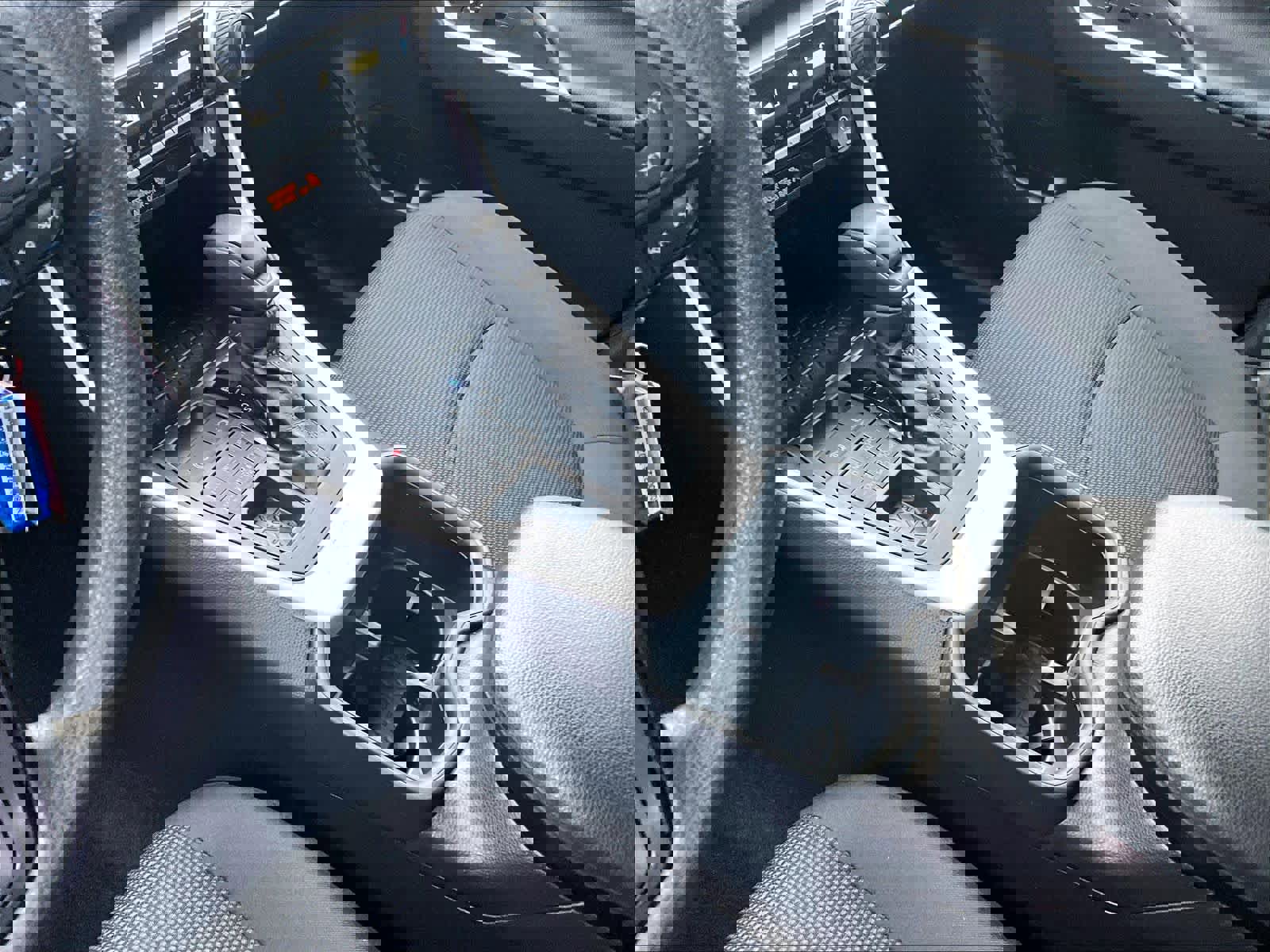 Used 2022 Toyota RAV4 LE image 20