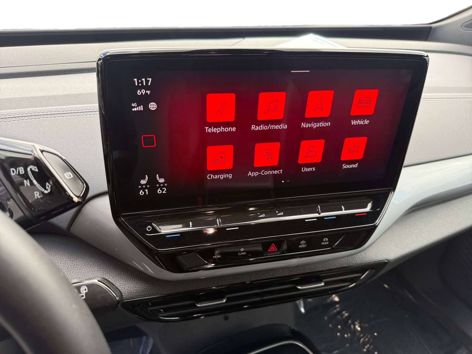 Certified 2023 Volkswagen ID.4 Pro S Plus image 12