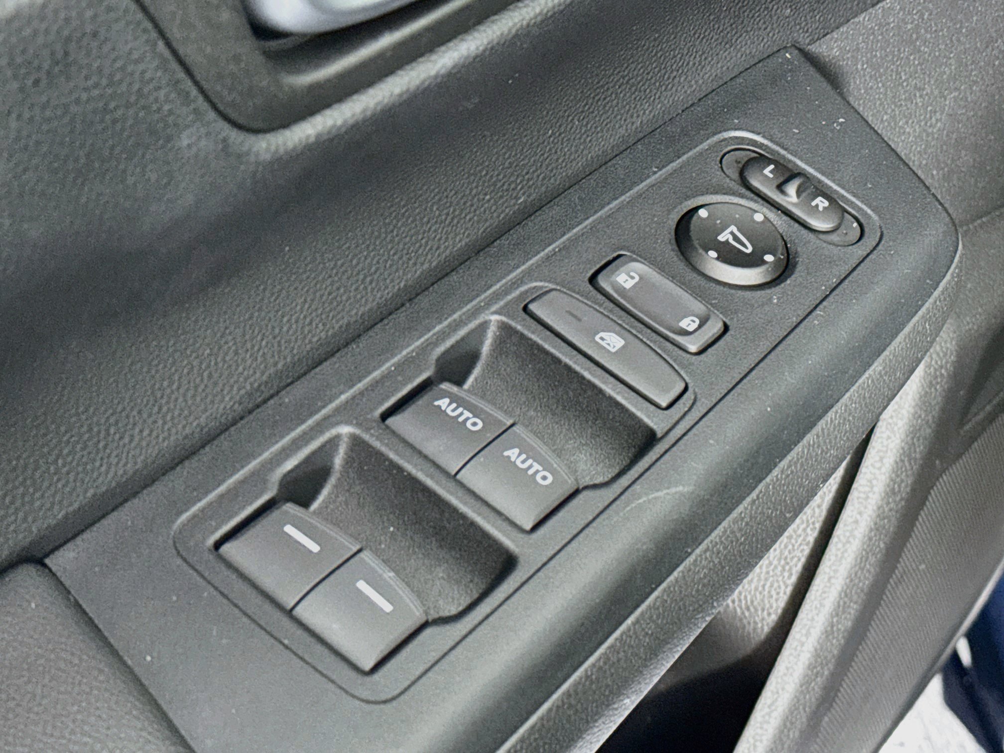 Certified 2024 Honda CR-V EX image 17