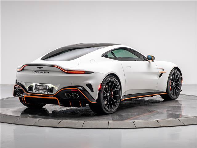 Used 2025 Aston Martin V8 Vantage Coupe RWD image 12
