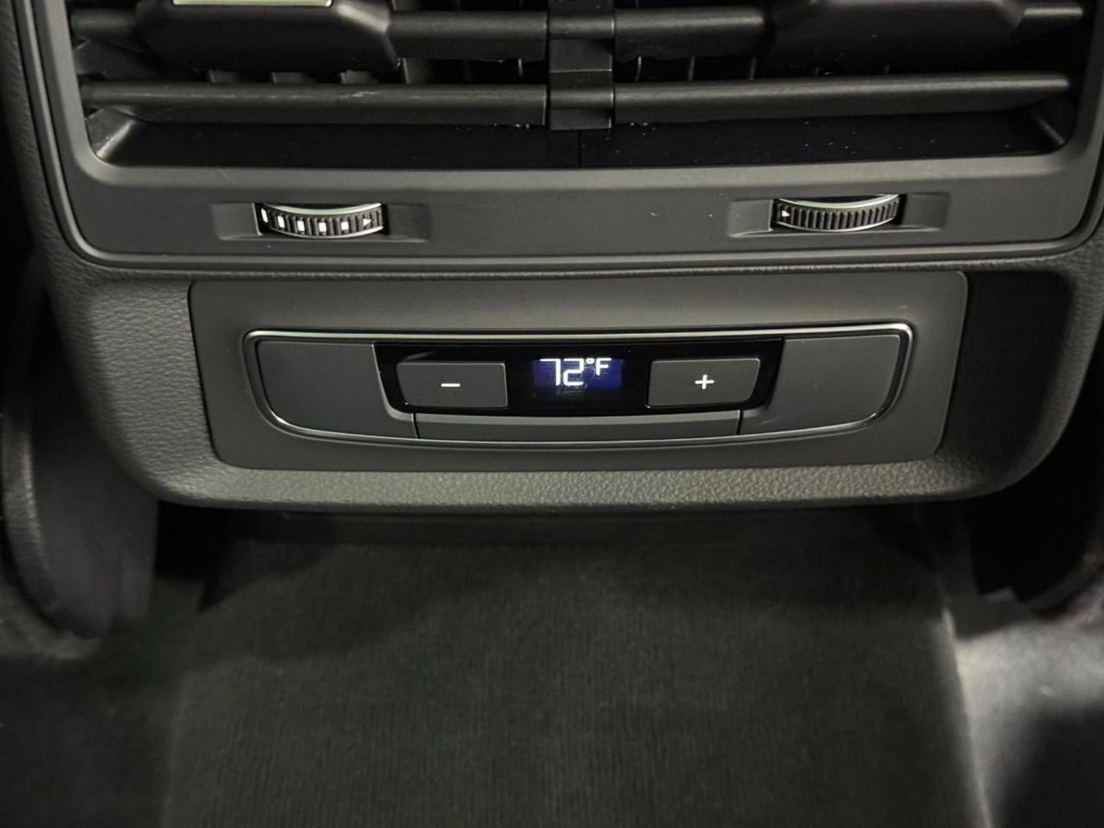 Certified 2023 Audi Q8 Premium w/ Convenience Package AWD/4WD image 32