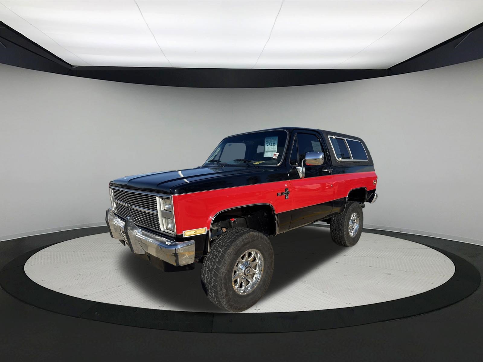 Used 1988 Chevrolet Blazer 4WD image 3