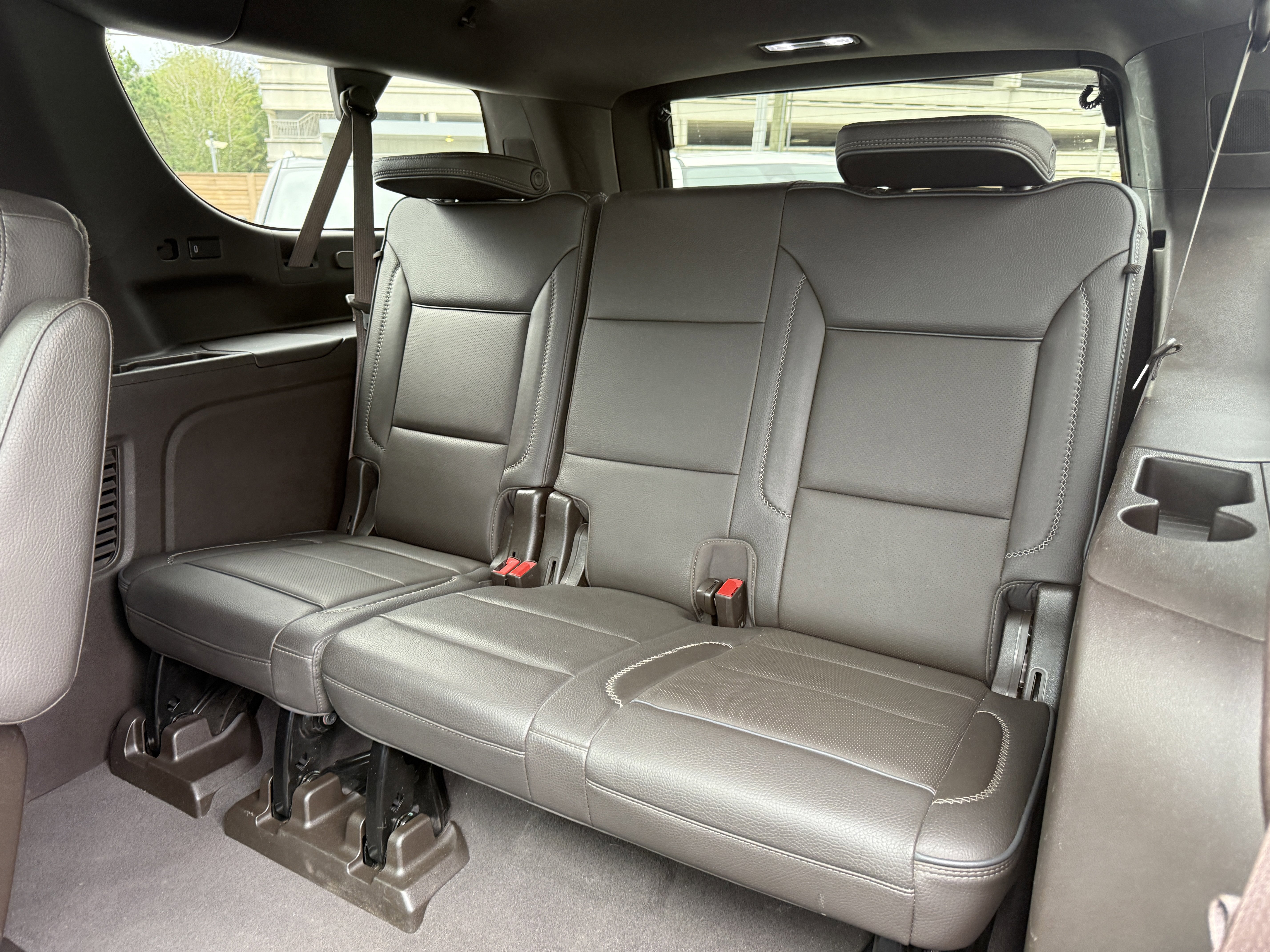 Used 2021 GMC Yukon XL Denali w/ Denali Premium Package image 17