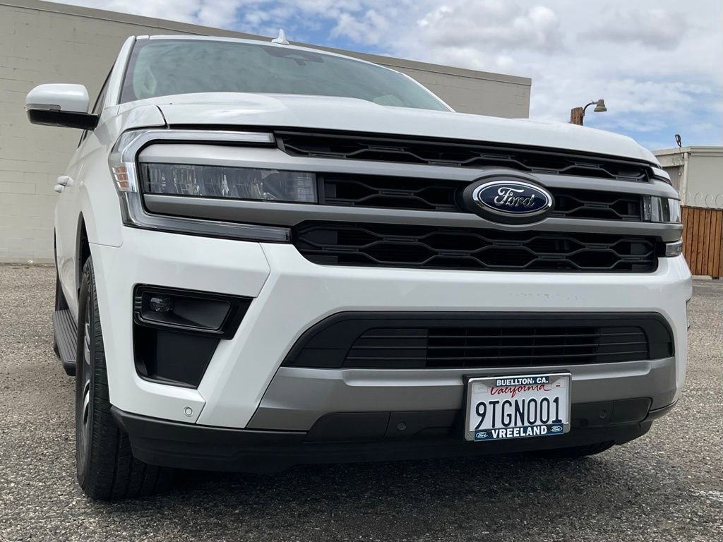 Used 2024 Ford Expedition XLT RWD image 69