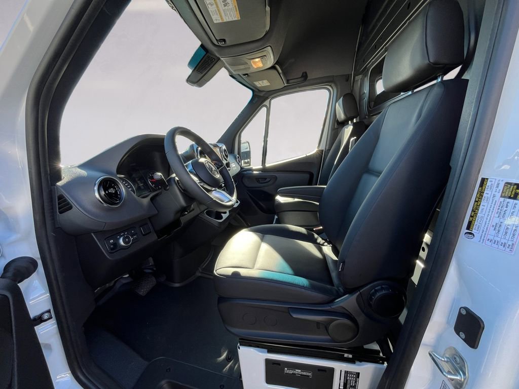 New 2026 Mercedes-Benz Sprinter 144 Cargo image 7