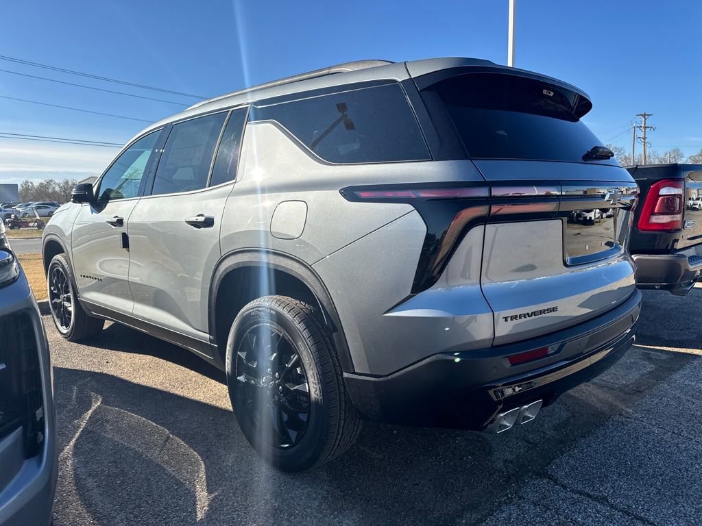 New 2026 Chevrolet Traverse LT w/ Midnight/Sport Edition image 4