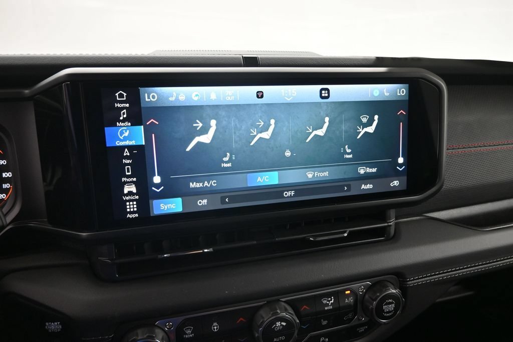 Used 2025 Jeep Wrangler Unlimited Rubicon AWD/4WD image 17