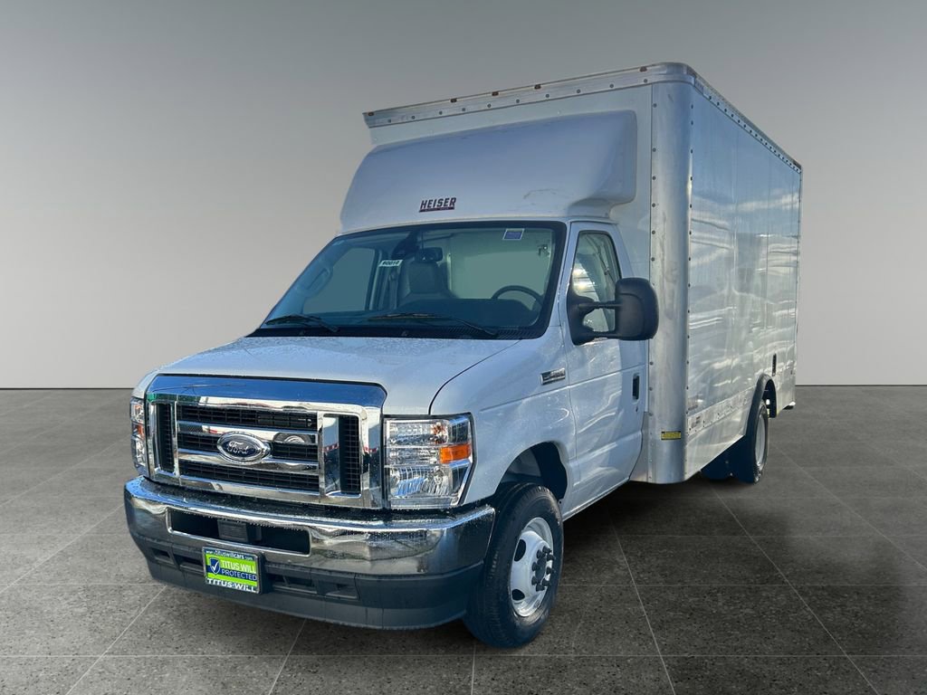 New 2026 Ford E-450 and Econoline 450 Super Duty w/ Power Equipment Group RWD image 2
