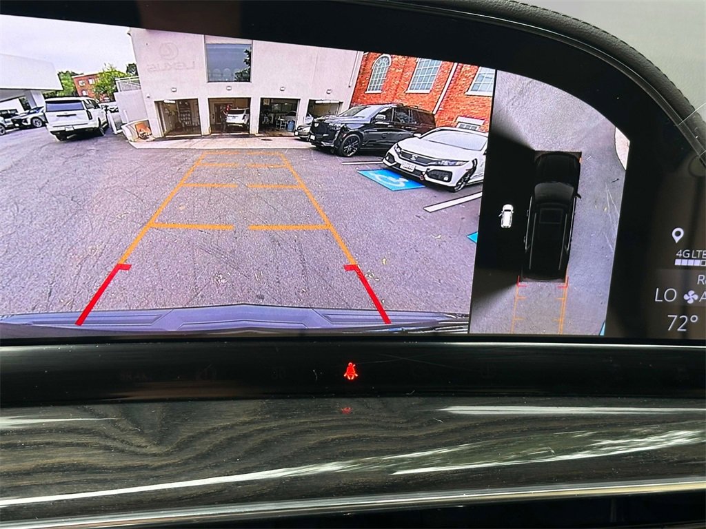 Used 2024 Cadillac Escalade Premium Luxury image 7