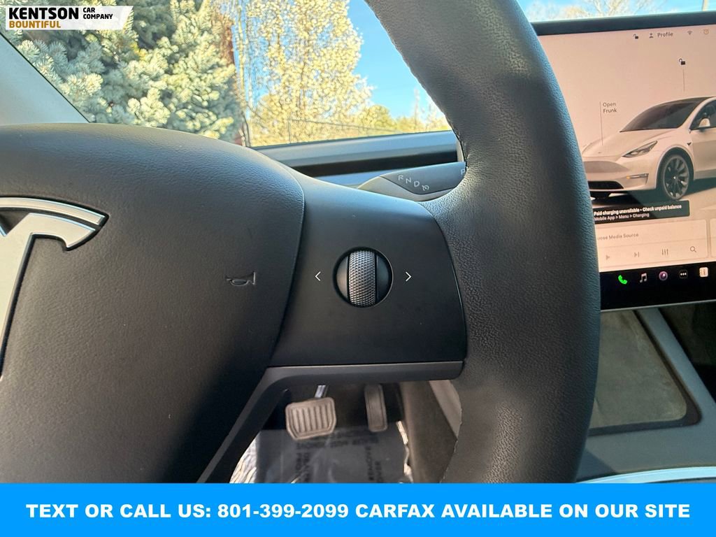 Used 2022 Tesla Model Y Long Range image 17