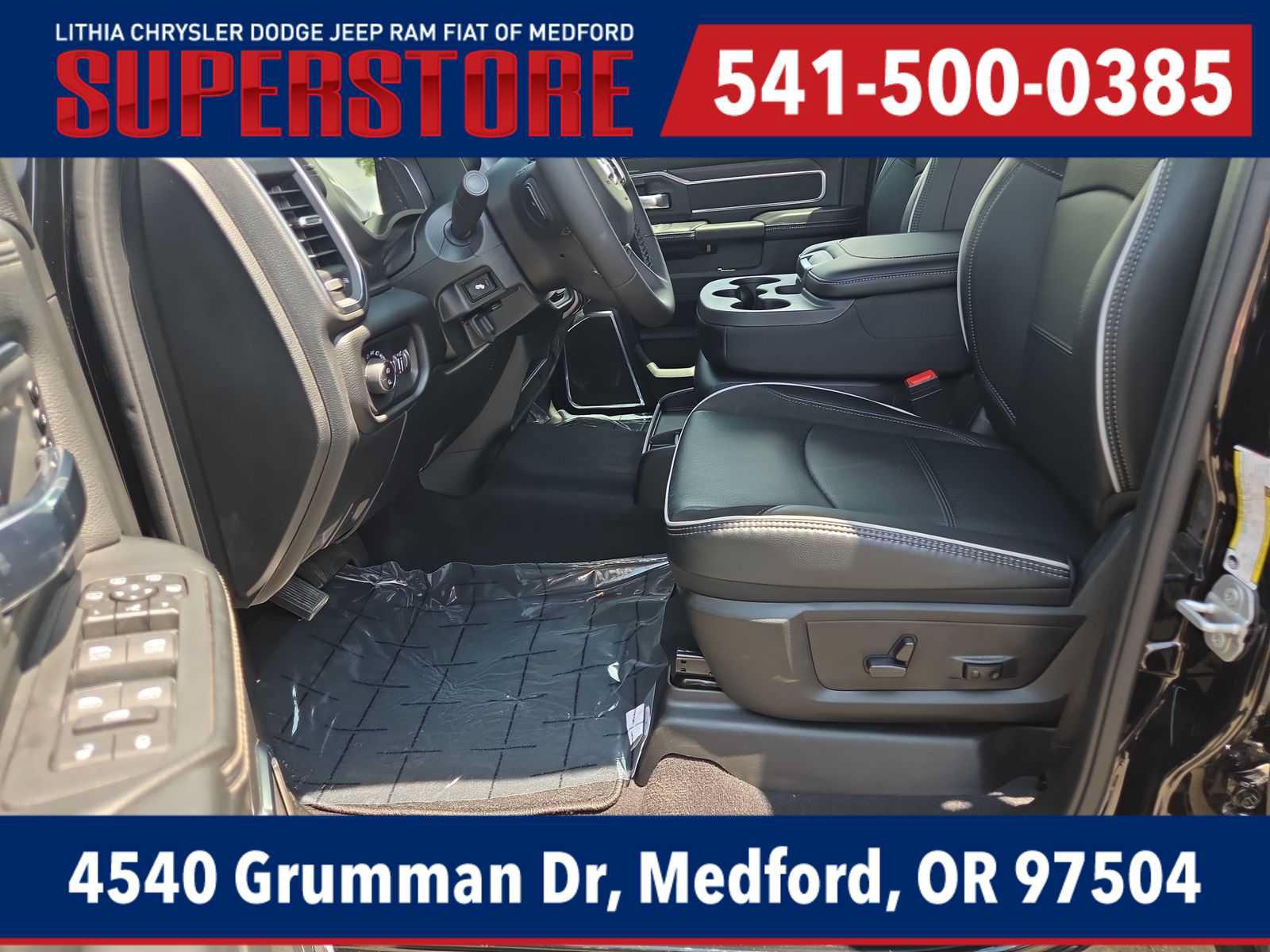 New 2026 RAM 3500 Laramie AWD/4WD image 19
