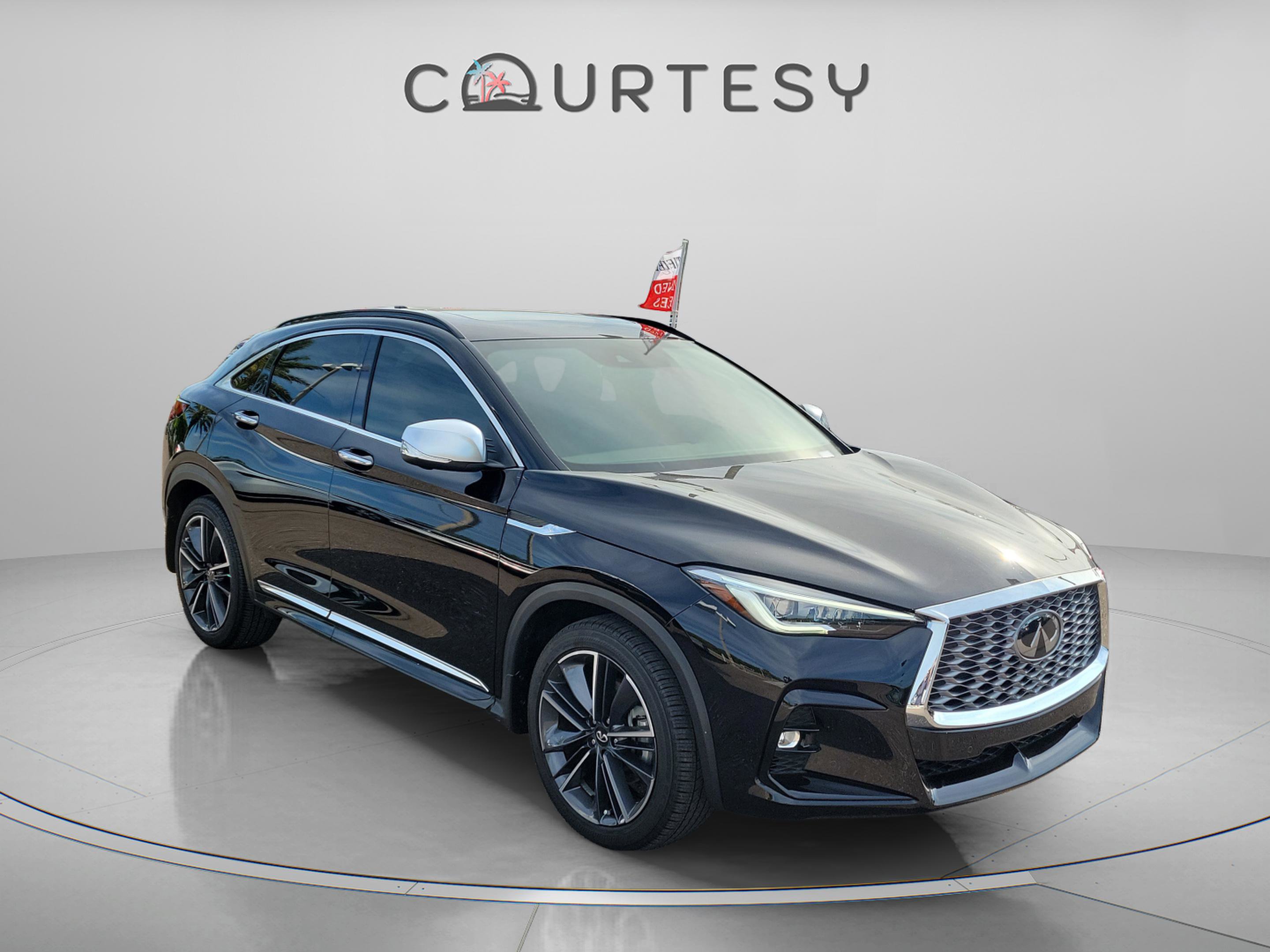 Certified 2025 INFINITI QX55 Essential w/ Accent Package image 4