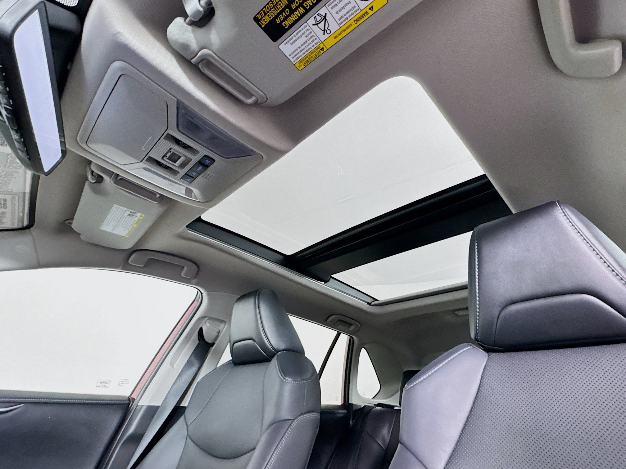 Certified 2022 Toyota RAV4 Limited AWD/4WD image 22