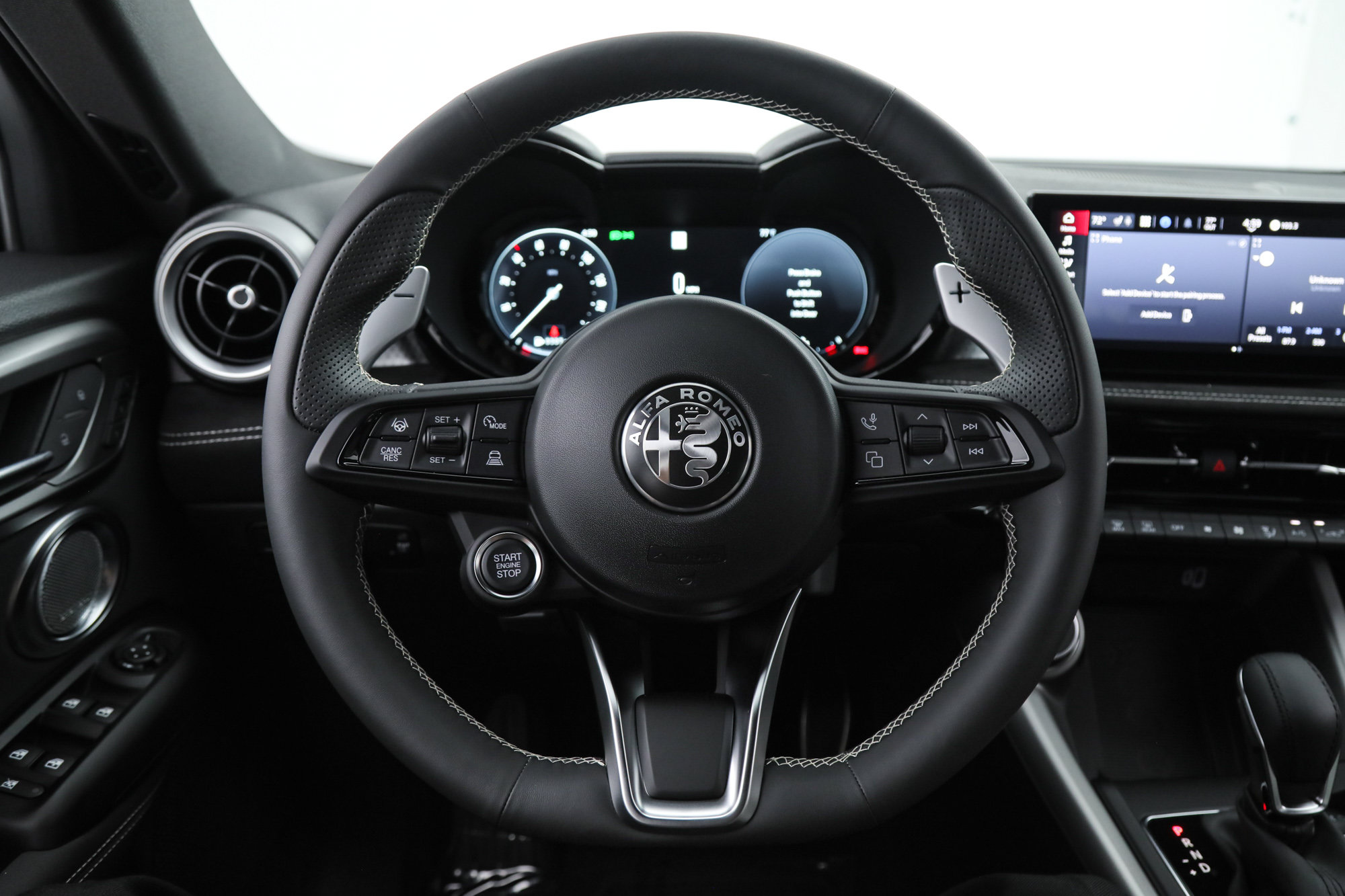 New 2026 Alfa Romeo Tonale w/ Active Assist Package AWD/4WD image 18