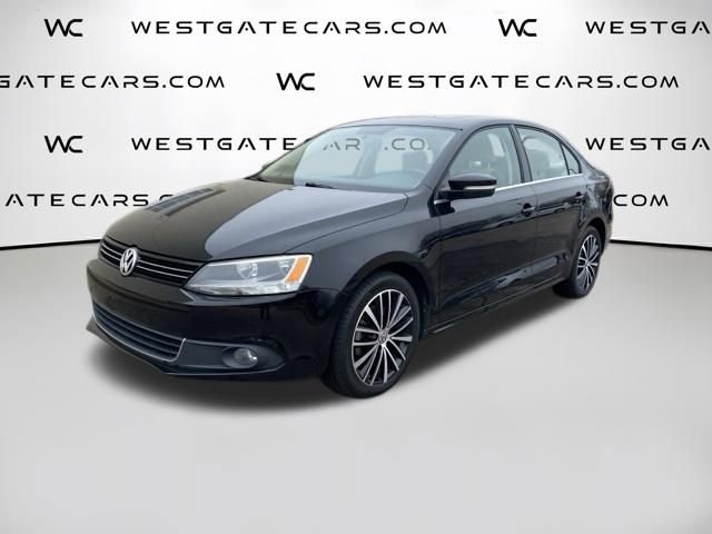 Used 2012 Volkswagen Jetta SEL image 1