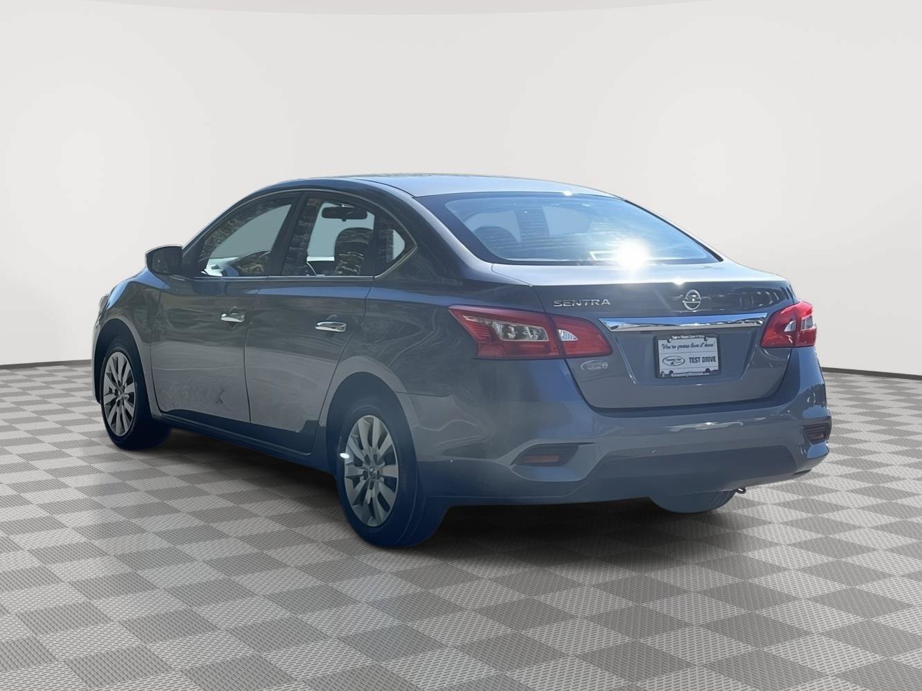 Used 2019 Nissan Sentra S FWD image 7