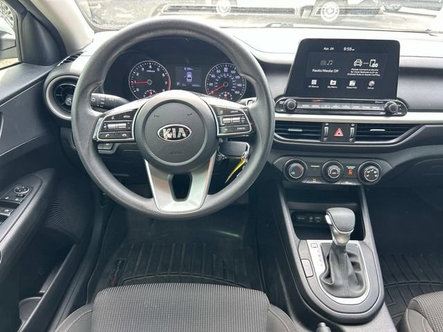 Used 2021 Kia Forte LXS FWD image 12