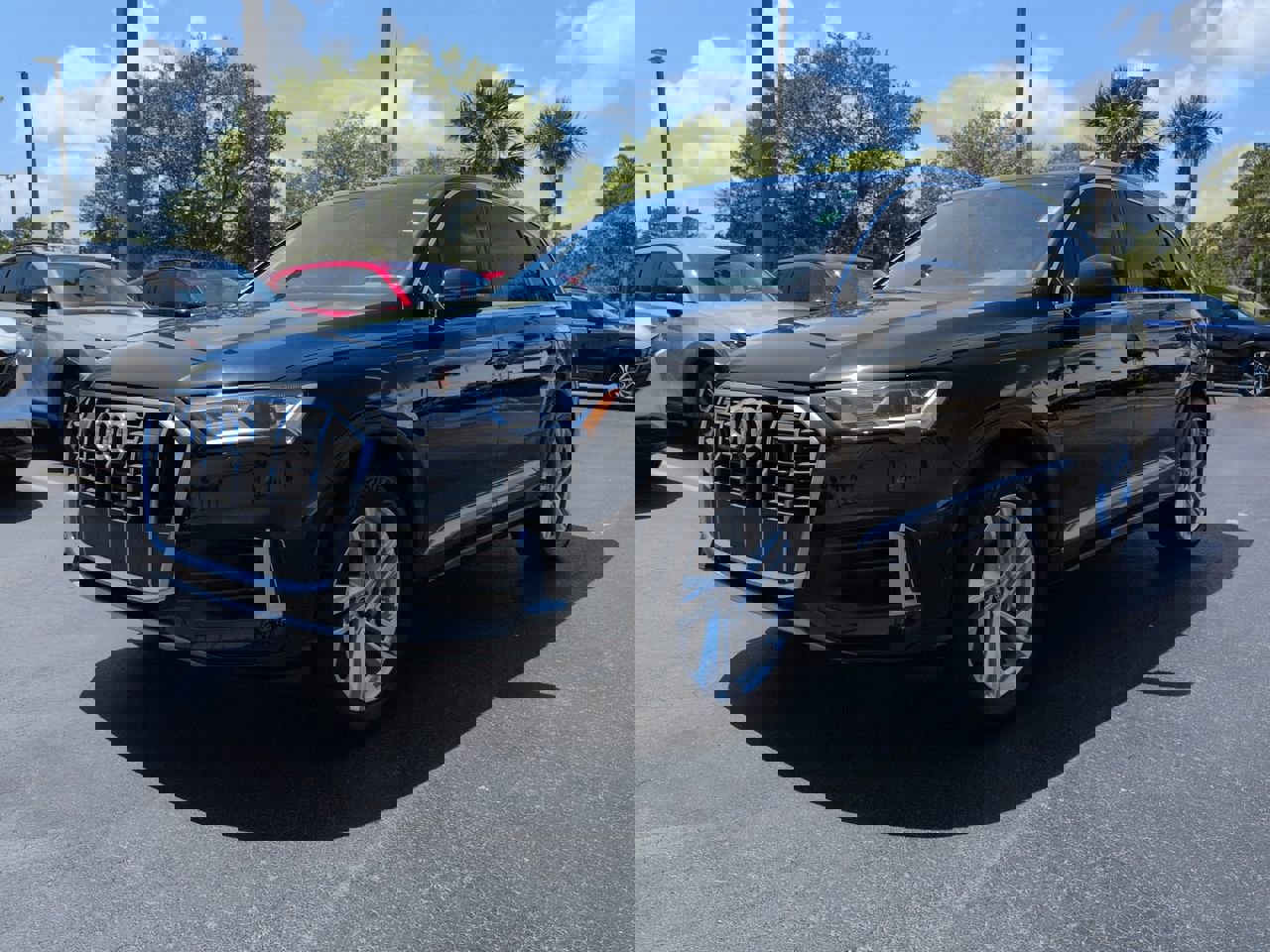 Used 2022 Audi Q7 Premium Plus image 8