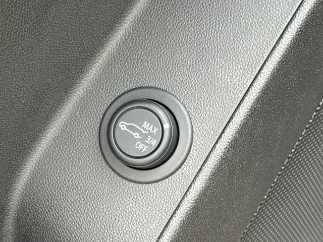 Certified 2023 Chevrolet Equinox RS AWD/4WD image 34