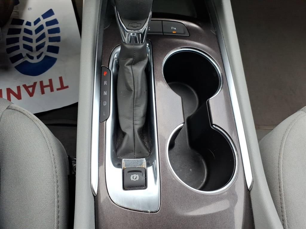 Used 2025 Chevrolet Malibu LT image 13