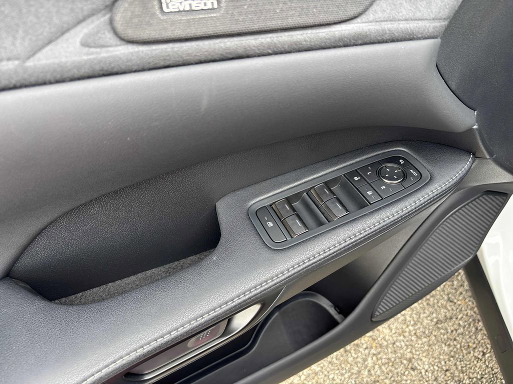 Used 2024 Lexus RX 500h F Sport w/ Convenience Package image 10