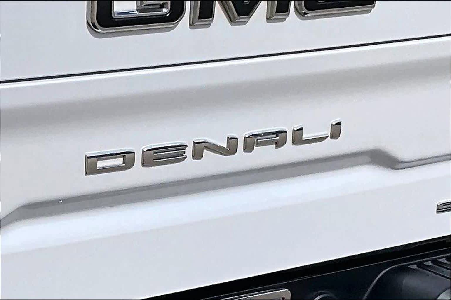 Used 2023 GMC Sierra 1500 Denali Ultimate AWD/4WD image 30