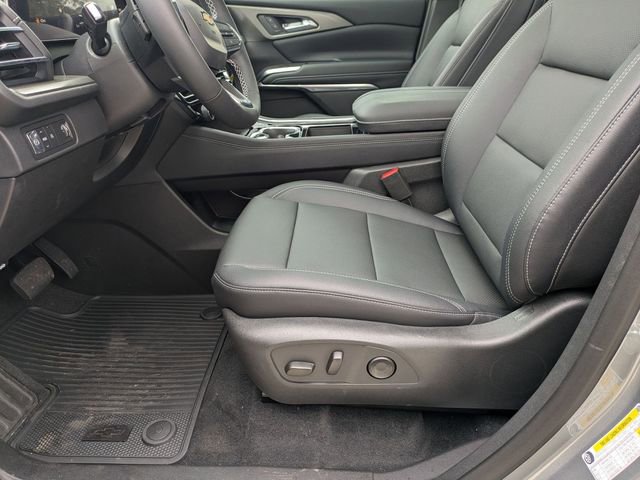 New 2026 Chevrolet Traverse LT w/ Sun and Wheel Package image 11