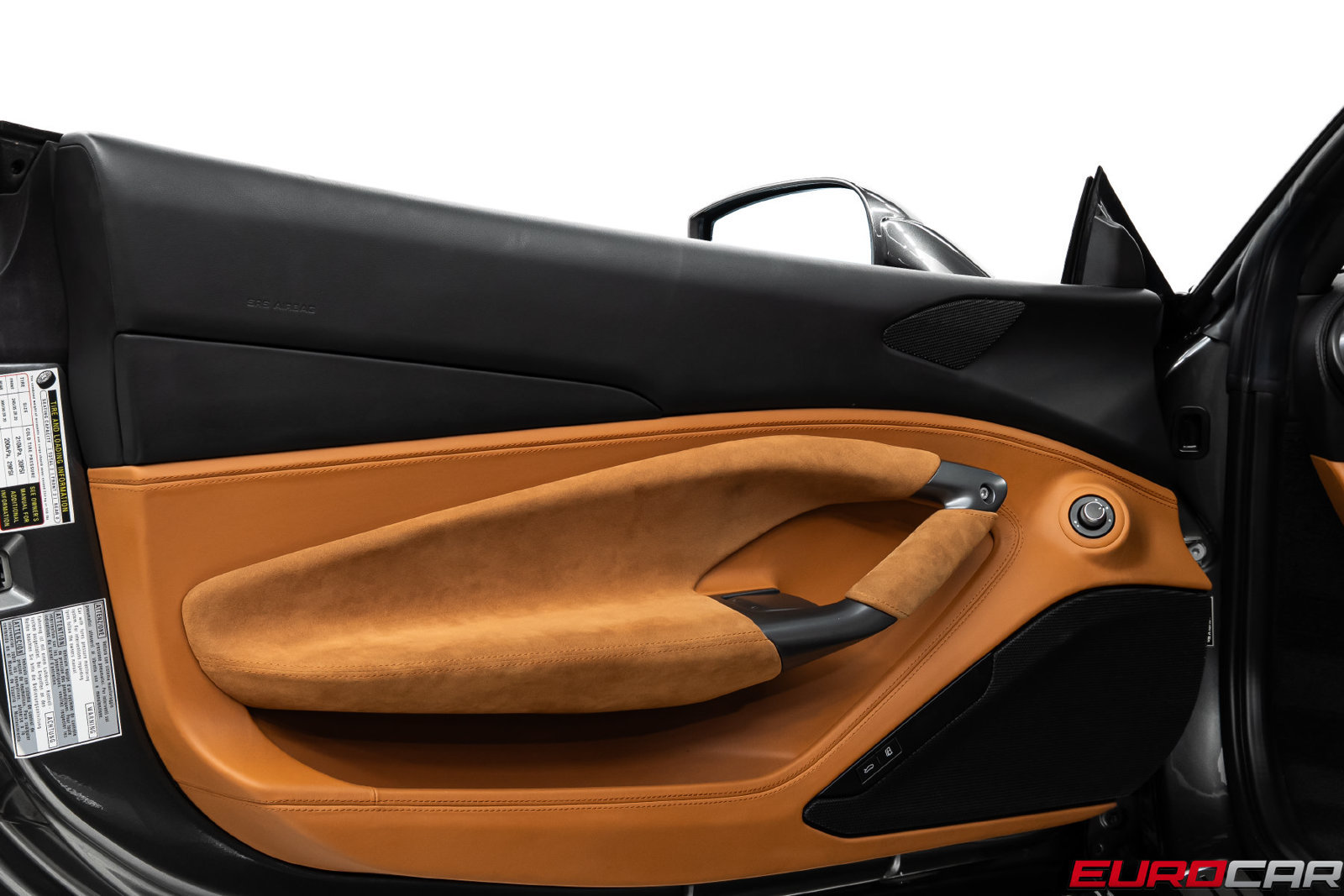 Used 2021 Ferrari F8 Tributo RWD image 27