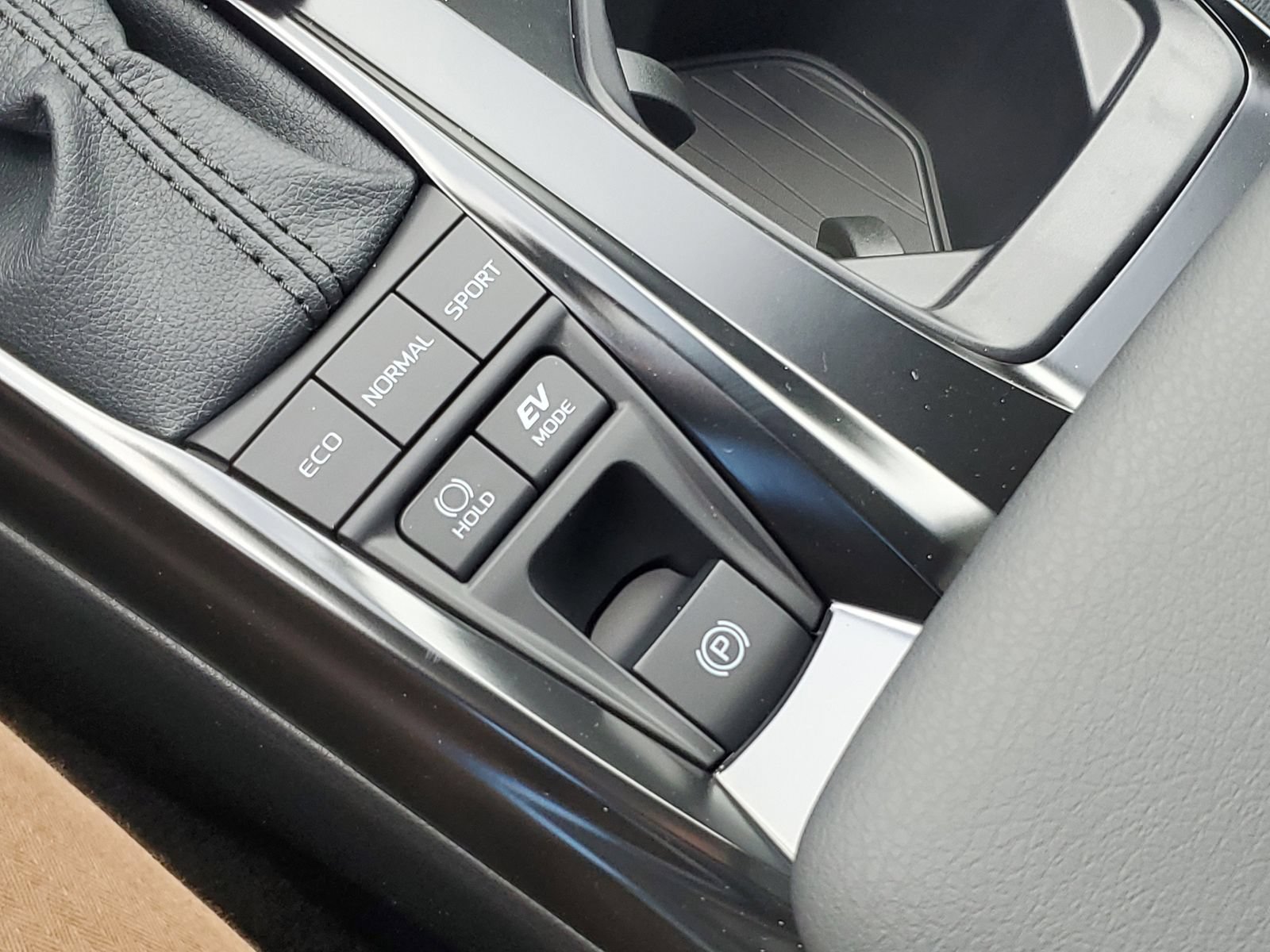 New 2026 Toyota Camry SE w/ Convenience Package FWD image 31