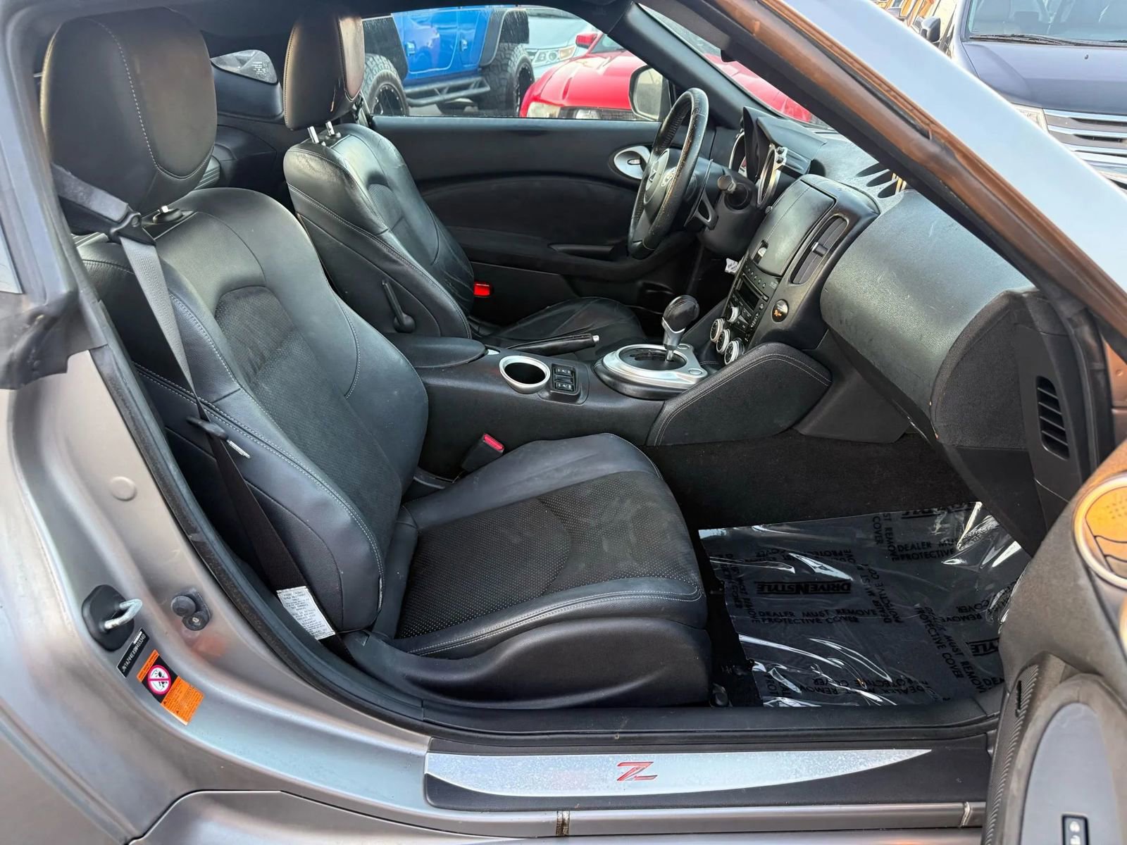 Used 2009 Nissan 370Z Touring w/ Sport Pkg RWD image 10