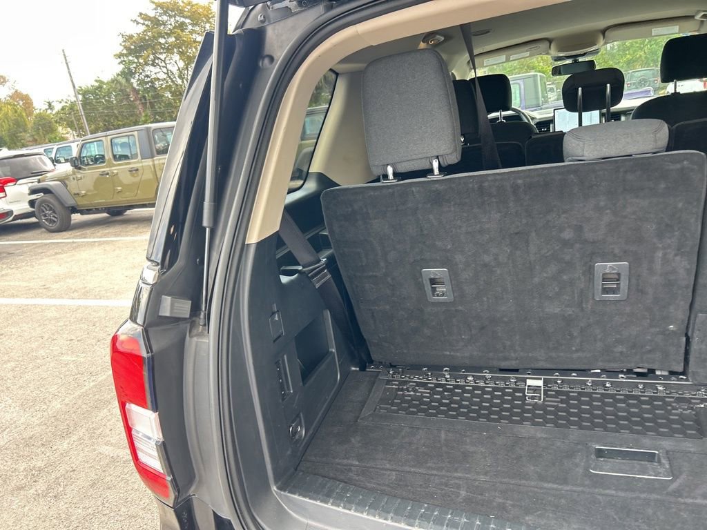 Used 2024 Ford Expedition XLT image 30