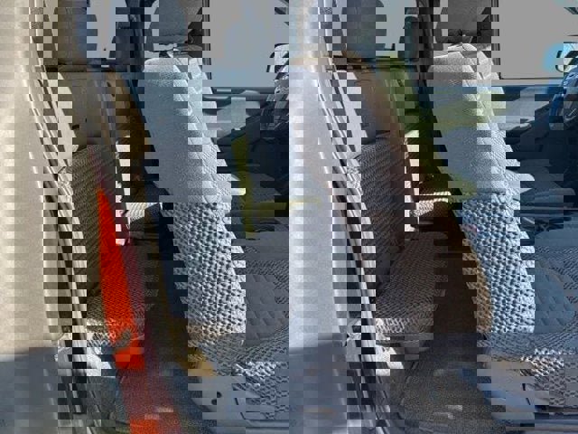 Used 2016 Nissan Frontier SV w/ SV Value Truck Package image 10