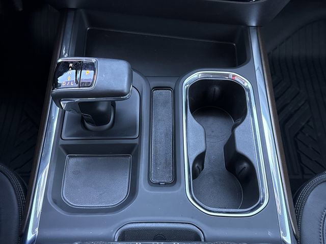 Used 2025 Chevrolet Silverado 1500 High Country w/ Technology Package image 25