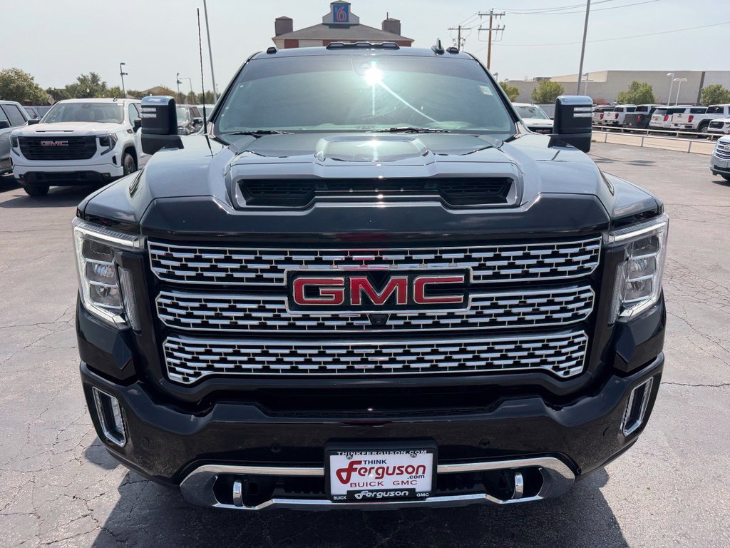 Used 2022 GMC Sierra 3500 Denali AWD/4WD image 9
