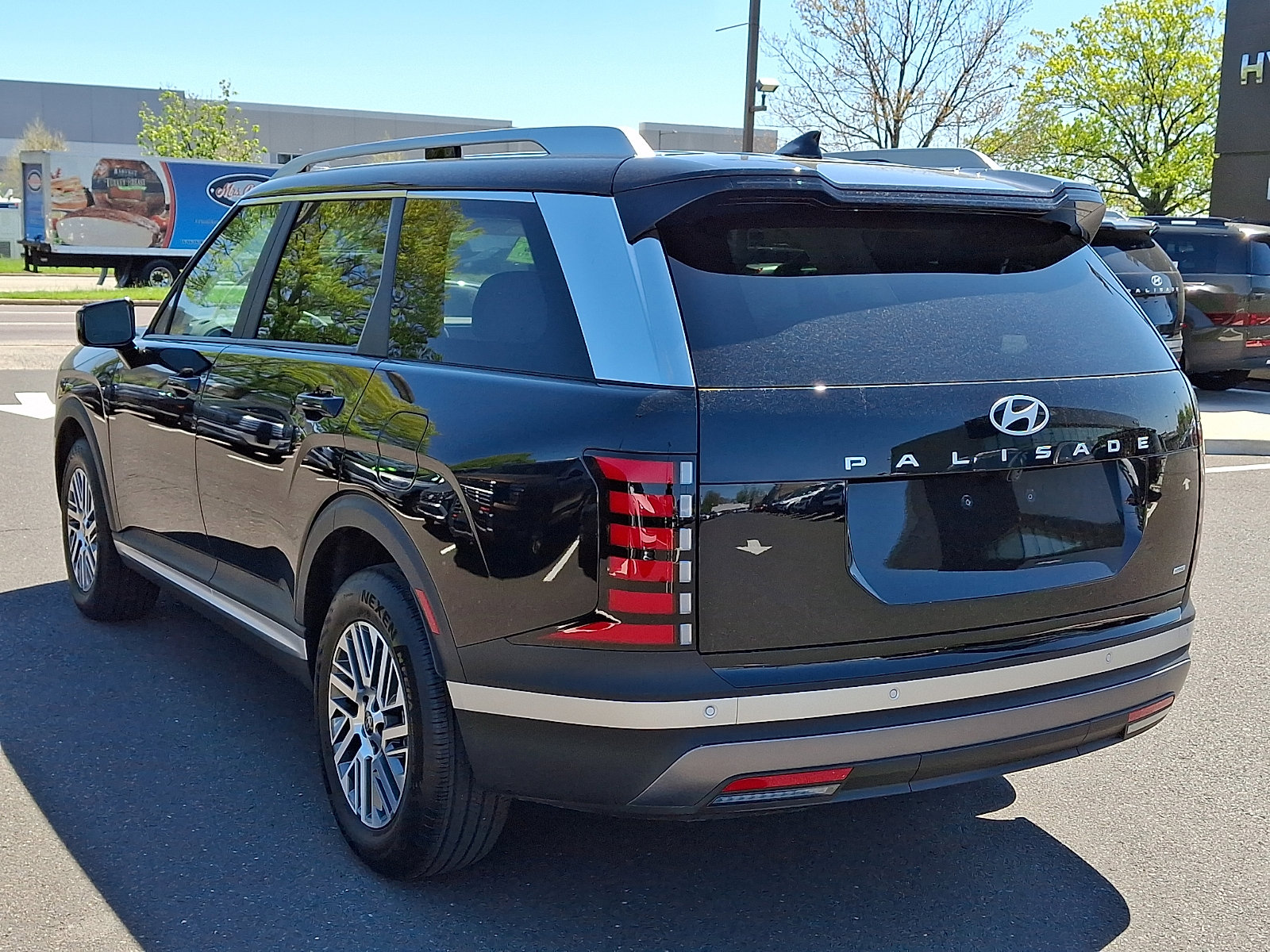 Certified 2026 Hyundai Palisade SEL AWD/4WD image 4