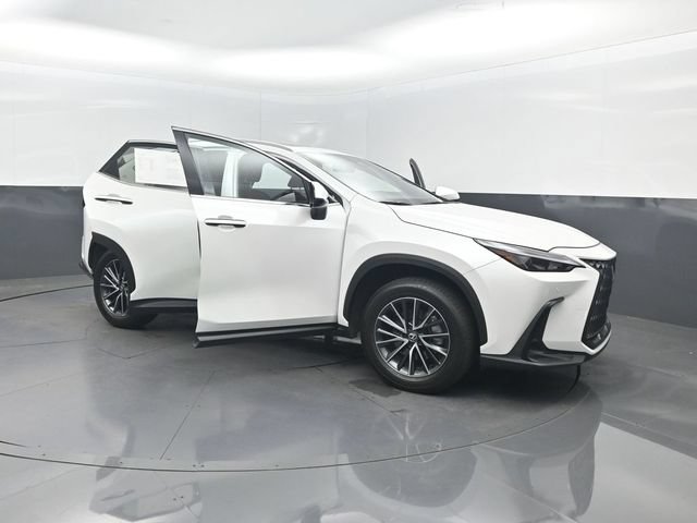 Used 2025 Lexus NX 350 AWD w/ Accessory Package (Z1) image 38