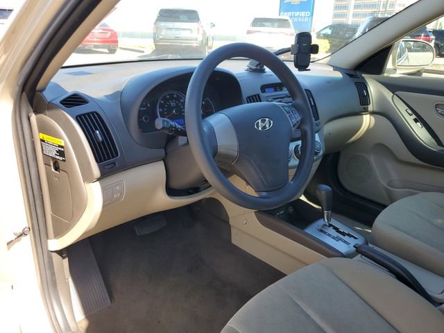 Used 2010 Hyundai Elantra GLS image 12