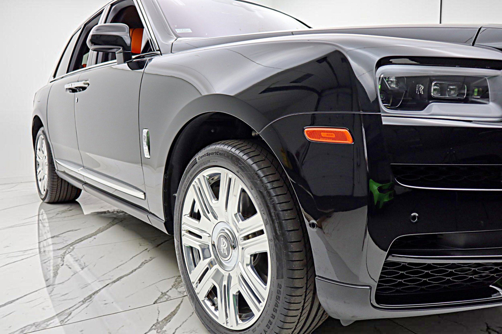 Used 2022 Rolls-Royce Cullinan AWD/4WD image 19