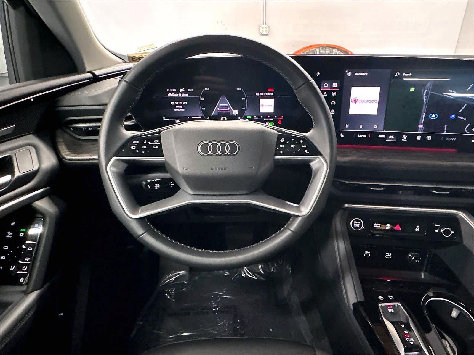Used 2025 Audi Q5 Premium AWD/4WD image 8