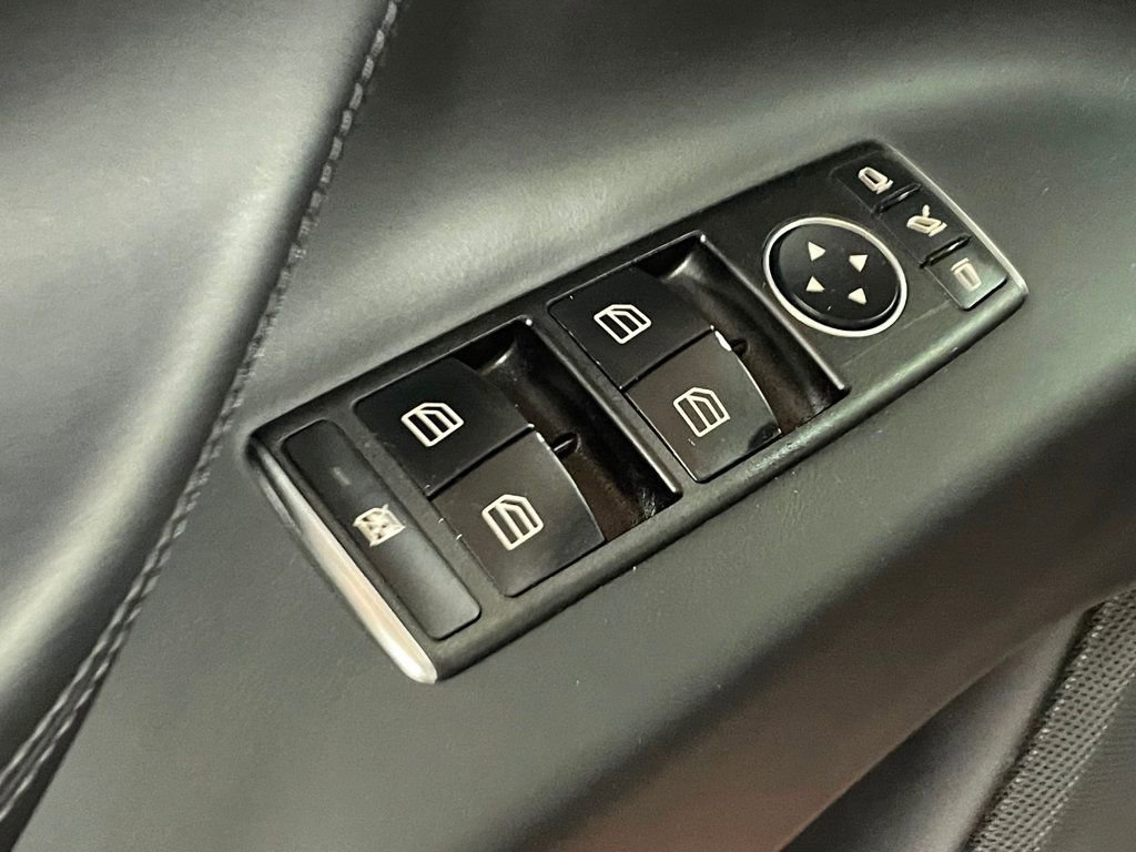 Used 2017 Tesla Model X 100D image 14