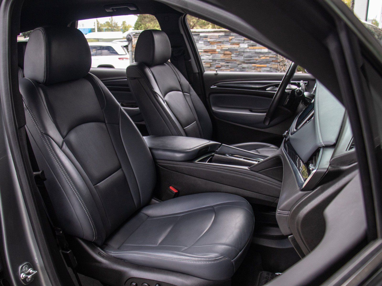 Used 2024 Buick Enclave Premium image 19