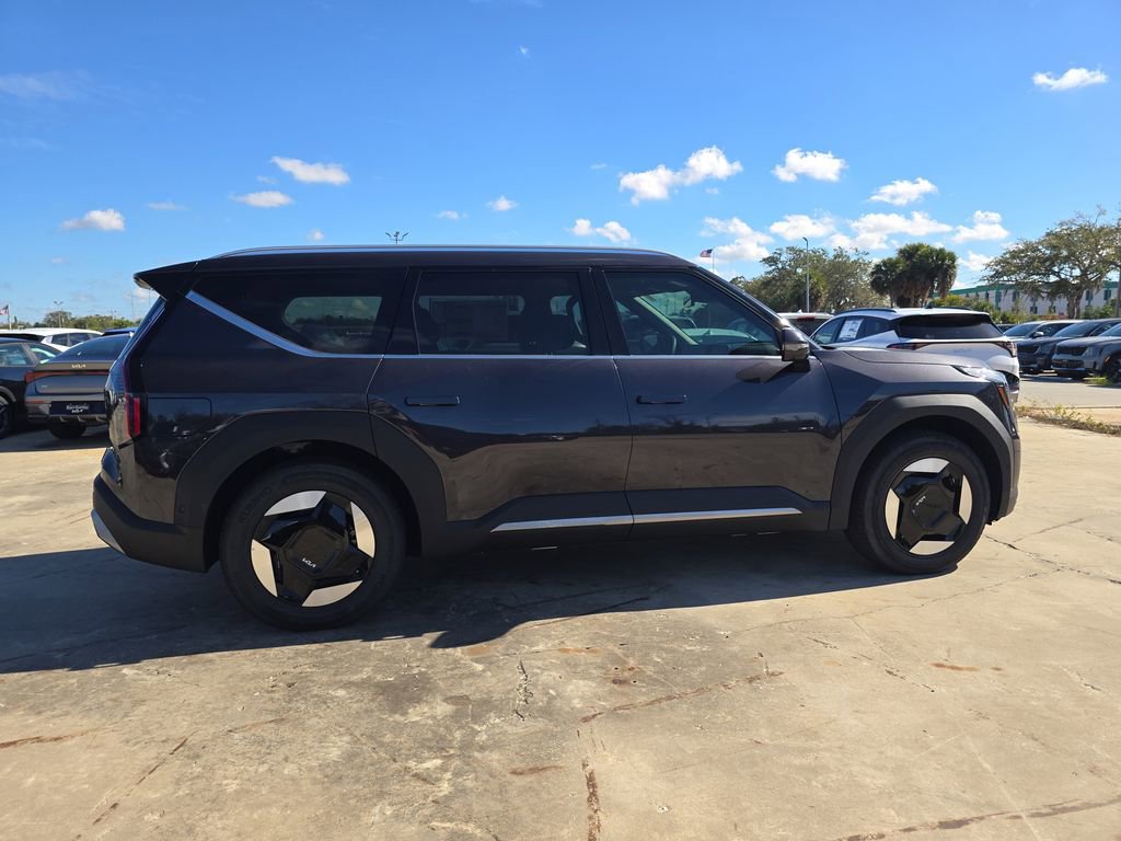 New 2026 Kia EV9 Wind AWD/4WD image 9
