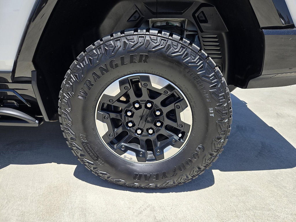 Used 2022 GMC Hummer EV Edition 1 w/ LPO, Illumination Package AWD/4WD image 31