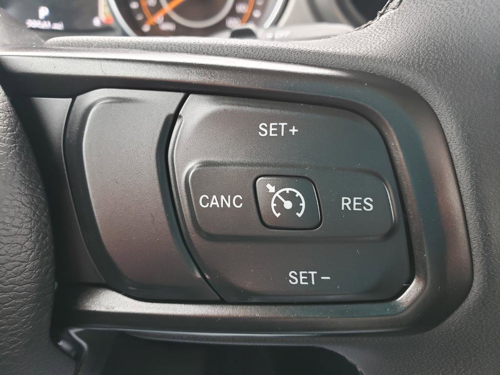 Used 2023 Jeep Wrangler Unlimited Sport image 19