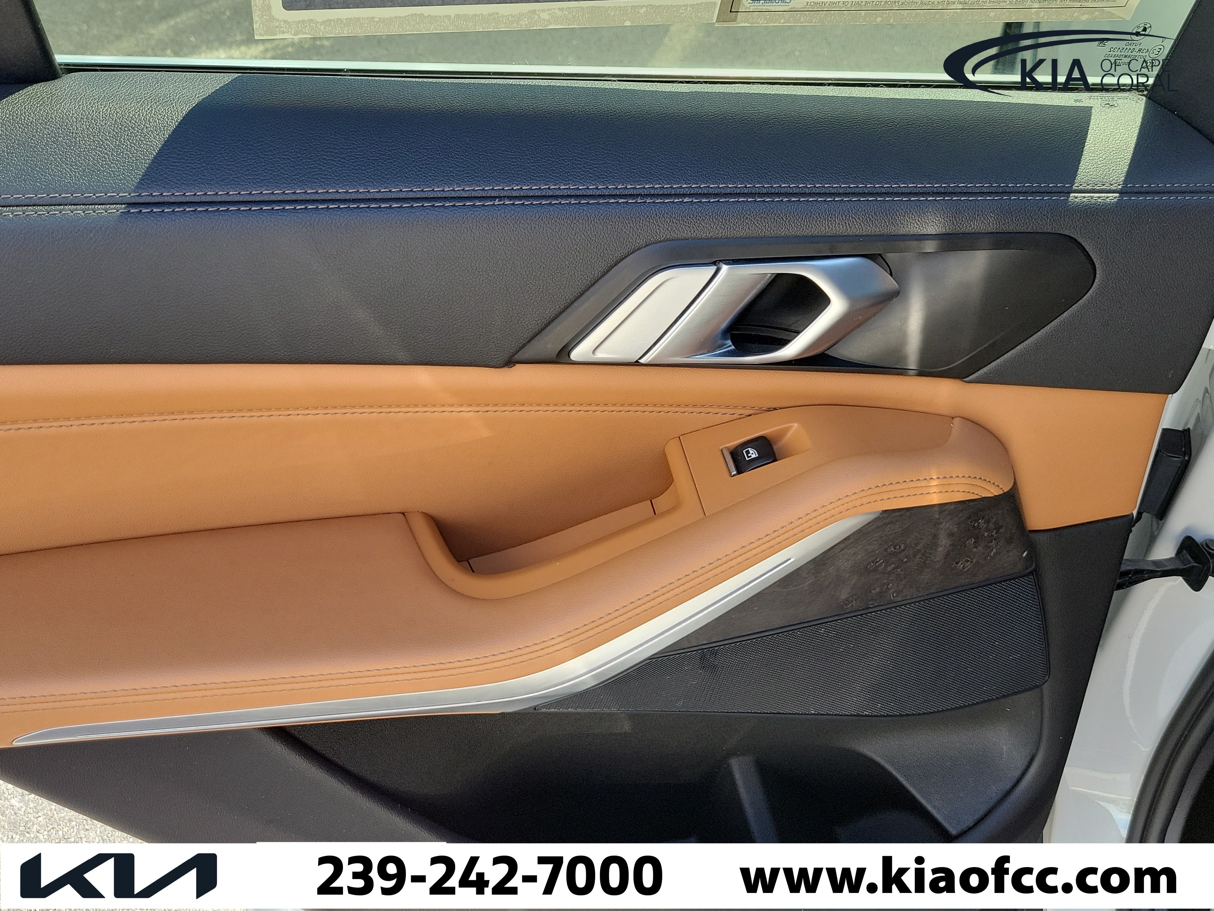 Used 2023 BMW X5 xDrive40i w/ Premium Package AWD/4WD image 16