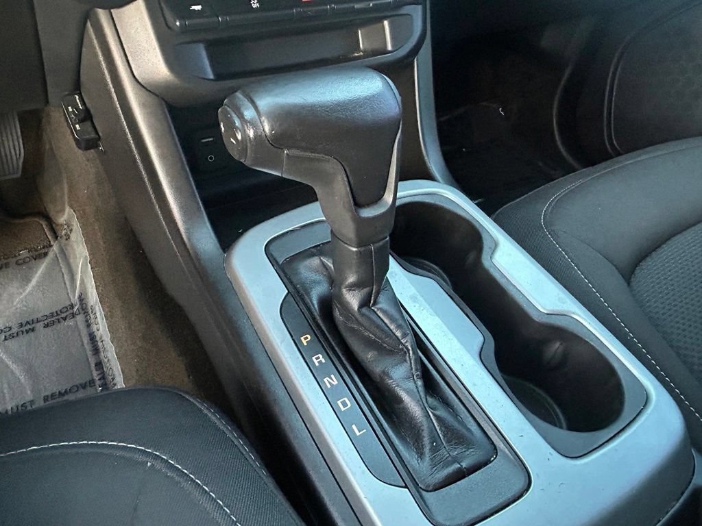 Used 2018 Chevrolet Colorado LT w/ LT Convenience Package RWD image 15