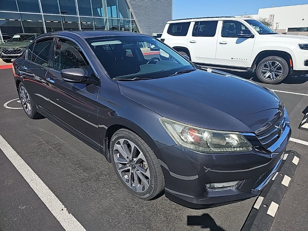 Used 2015 Honda Accord Sport image 3